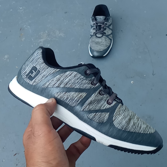 FootJoy Ladies Leisure Spikeless Golf Shoes - Picture 2 of 15